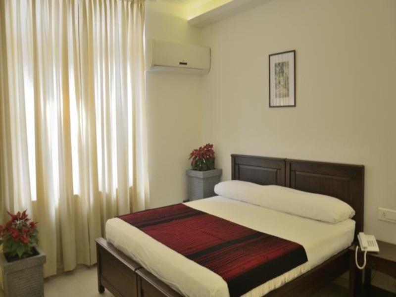 Oyo 710 Hotel Kshitij Poona Buitenkant foto