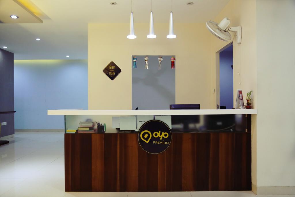 Oyo 710 Hotel Kshitij Poona Buitenkant foto