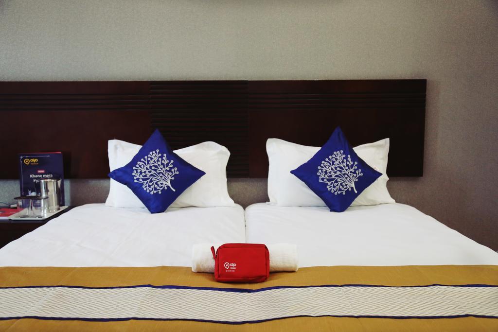 Oyo 710 Hotel Kshitij Poona Buitenkant foto
